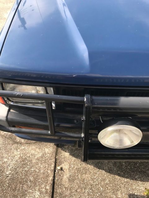 1986 Blue Toyota Pickup Standard Cab Pickup