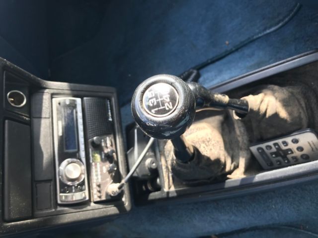 1986 Blue Toyota Pickup Standard Cab Pickup