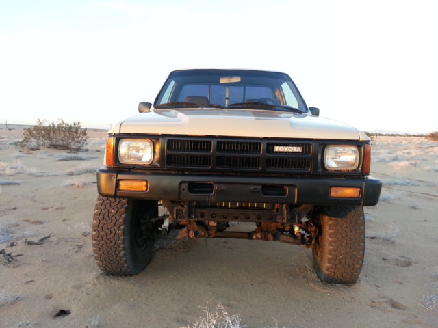 1986 tan Toyota Other Standard Cab Pickup