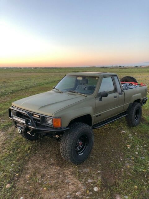1986 Green Toyota Pickup Extended Cab Pickup