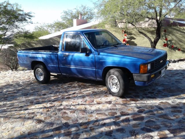 1986 Blue Toyota Other Standard Cab Pickup