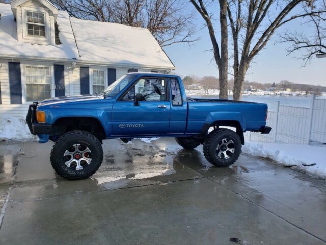 1986 Blue Toyota Other Extended Cab Pickup