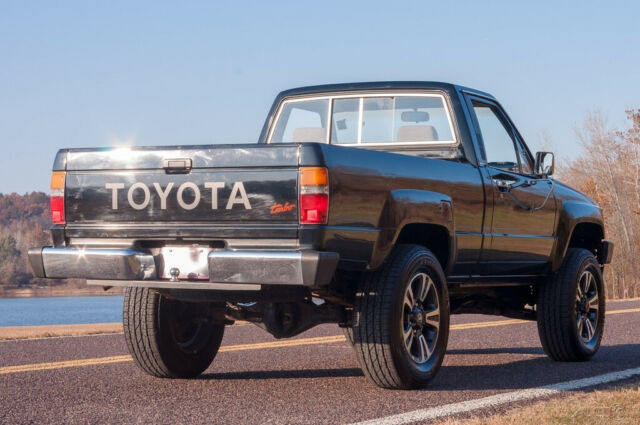 1986 Black Toyota SR5 Pickup Truck