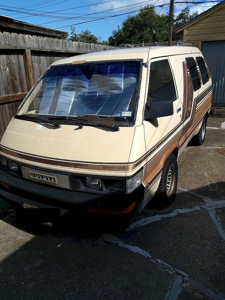 1986 Tan Toyota Van Mini Cargo Van