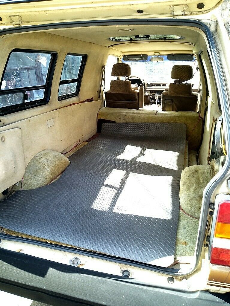 1986 Tan Toyota Van Mini Cargo Van