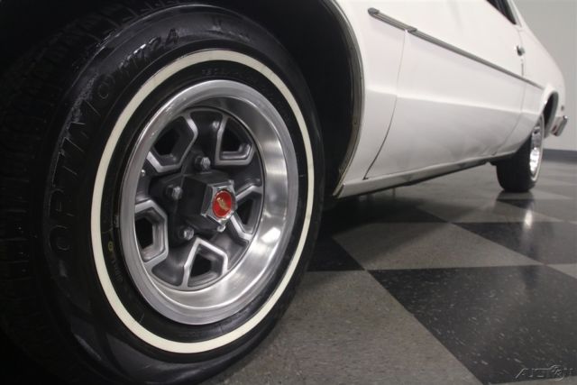 1986 White Chevrolet El Camino
