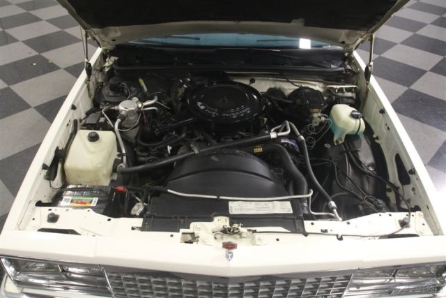 1986 White Chevrolet El Camino