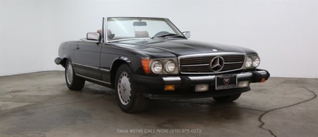 1986 Black Mercedes-Benz 500-Series