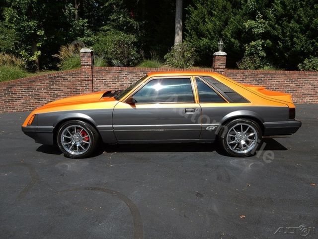 1986 Orange Ford Mustang
