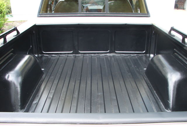 1986 Yellow Chevrolet S-10 Extended Cab Pickup