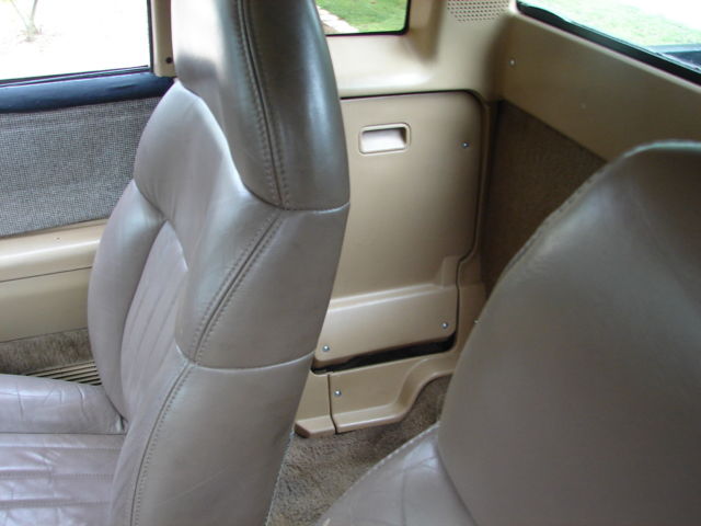 1986 Yellow Chevrolet S-10 Extended Cab Pickup