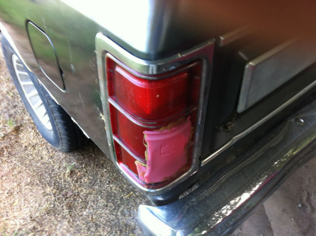 1985 Gray Dodge Ramcharger SUV