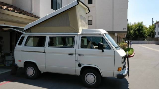 1986 White Volkswagen Bus/Vanagon Van Camper