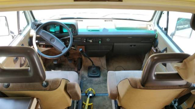 1986 White Volkswagen Bus/Vanagon Van Camper