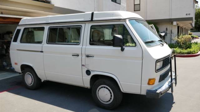1986 White Volkswagen Bus/Vanagon Van Camper