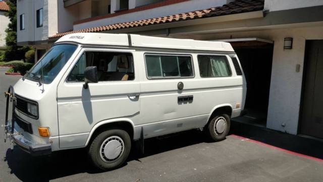 1986 White Volkswagen Bus/Vanagon Van Camper