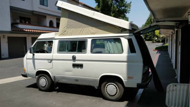1986 White Volkswagen Bus/Vanagon Van Camper