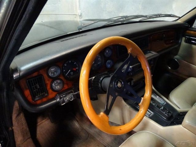 1986 Black Jaguar XJ-Series Sedan