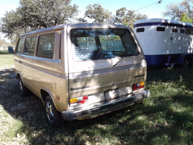 1986 Gold Volkswagen Bus/Vanagon