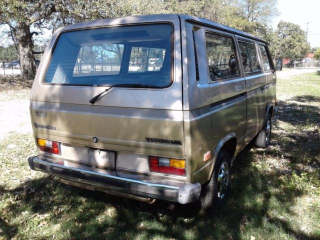 1986 Gold Volkswagen Bus/Vanagon
