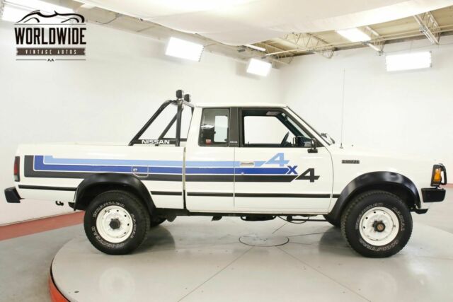 1986 White Nissan Pickup