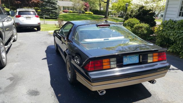 1986 Black Chevrolet Camaro Coupe