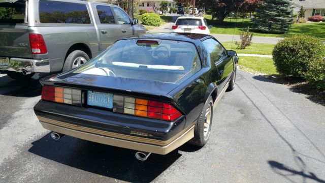1986 Black Chevrolet Camaro Coupe