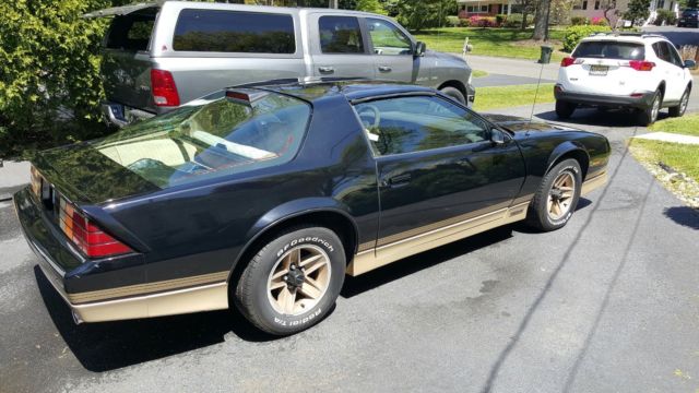 1986 Black Chevrolet Camaro Coupe