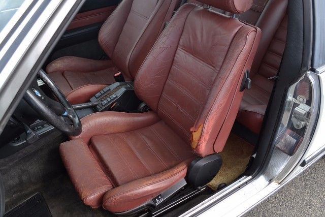 1986 White BMW 6-Series --