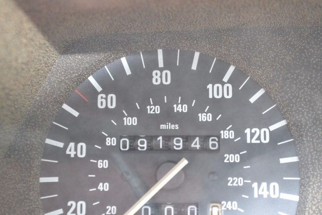 1986 White BMW 6-Series --