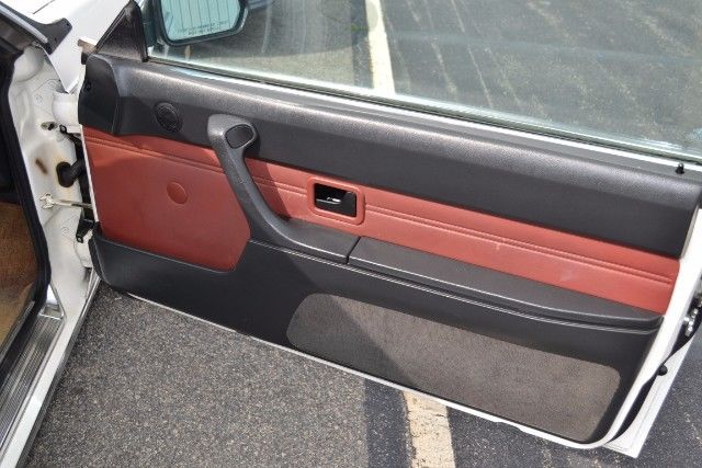 1986 White BMW 6-Series --