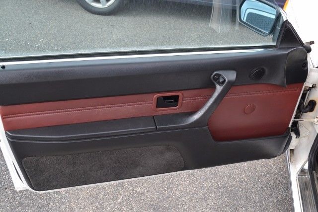 1986 White BMW 6-Series --