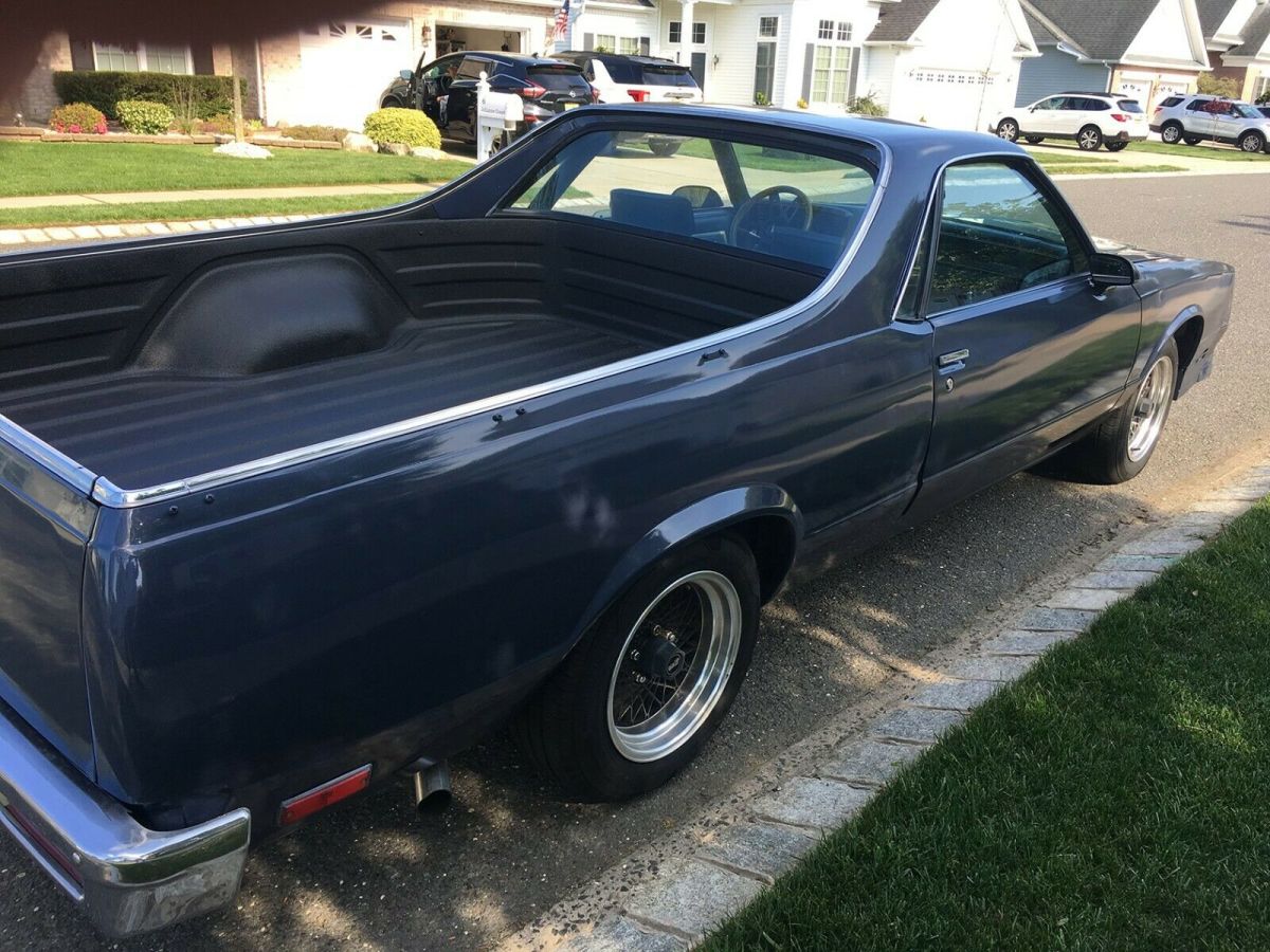 1986 Blue Chevrolet El Camino Standard Cab Pickup