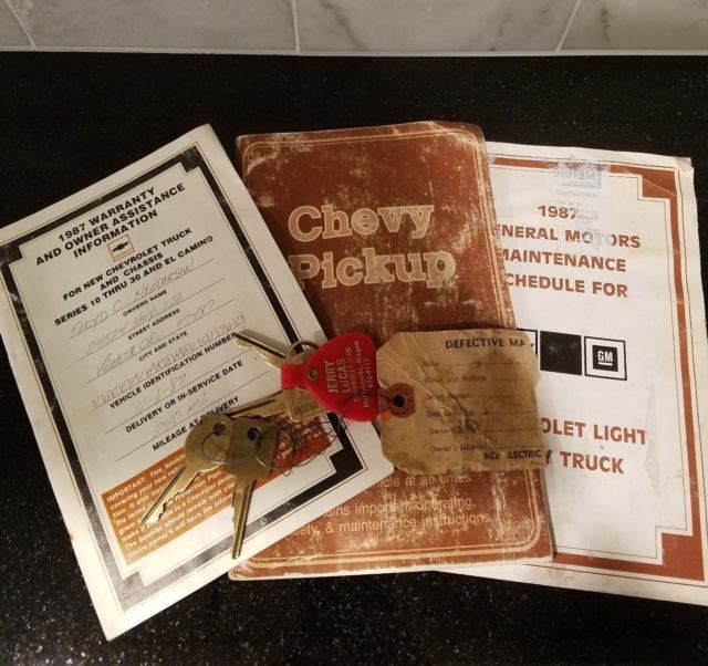 1987 White Chevrolet C-10