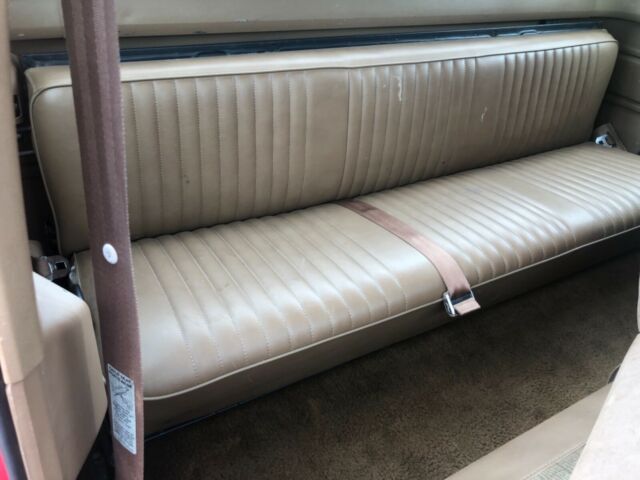 1990 Red Ford F-250 Extended Cab Pickup