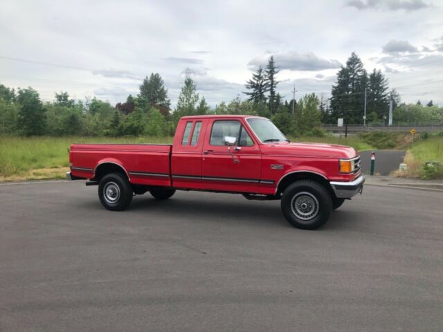 1990 Red Ford F-250 Extended Cab Pickup