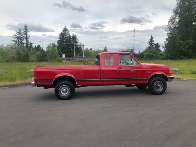 1990 Red Ford F-250 Extended Cab Pickup