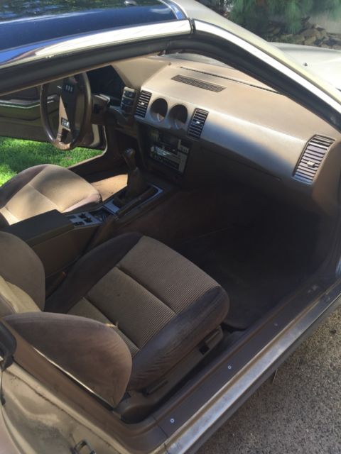 1987 Tan Nissan 300ZX Hatchback