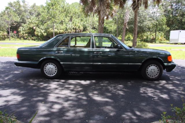 1987 Green Mercedes-Benz S-Class Sedan