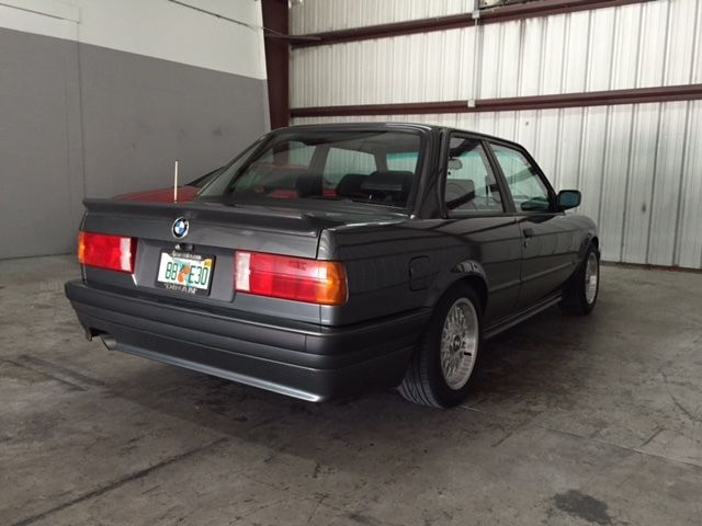 1987 Gray BMW 3-Series Coupe