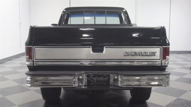 1987 Black Chevrolet V10