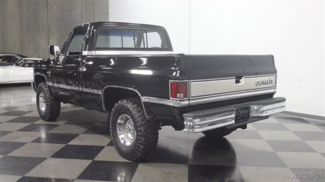 1987 Black Chevrolet V10