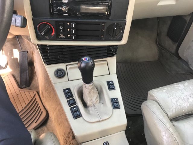 1987 Red BMW 5-Series Sedan