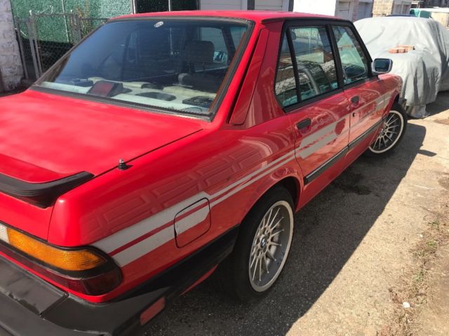 1987 Red BMW 5-Series Sedan