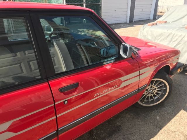 1987 Red BMW 5-Series Sedan