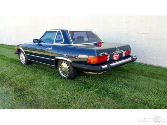 1987 Blue Mercedes-Benz 500-Series Convertible
