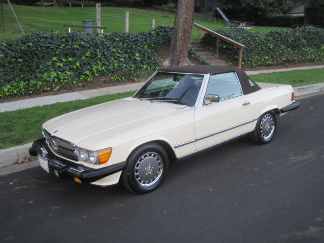 1987 Light Ivory  Mercedes-Benz SL-Class 2 door convertible 