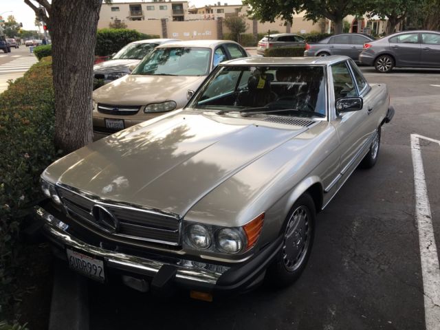 1987 Burgundy Mercedes-Benz SL-Class