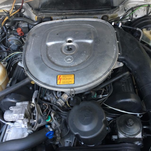 1987 Burgundy Mercedes-Benz SL-Class