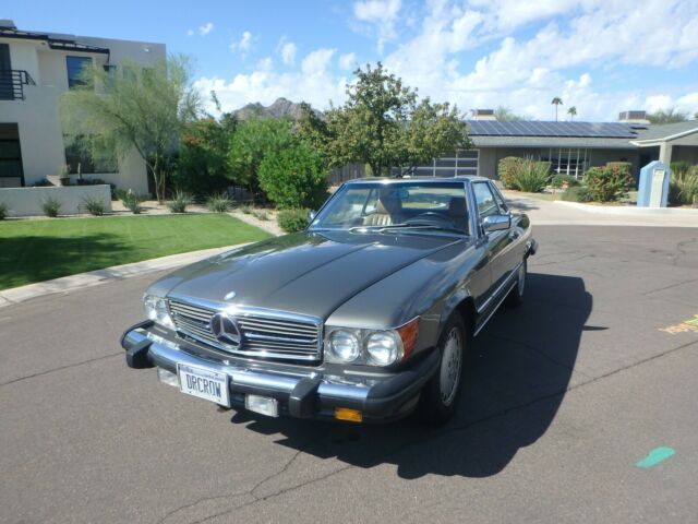 1987 Gray Mercedes-Benz SL-Class